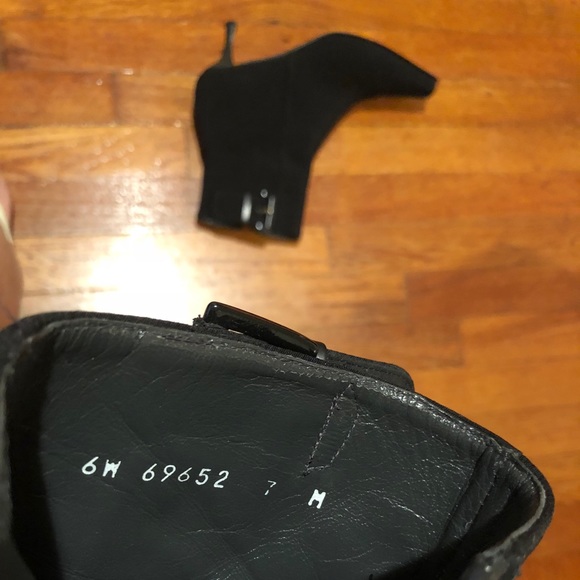 Black Stuart Weitzman waterproof boots - Picture 6 of 8